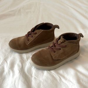 UGG Little Kids Boots